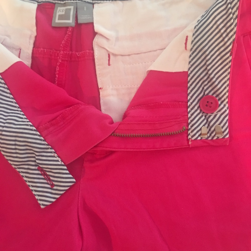 ⛵️FINAL  SALE JCP Brilliant Fuchsia Shorts - Picture 8 of 8